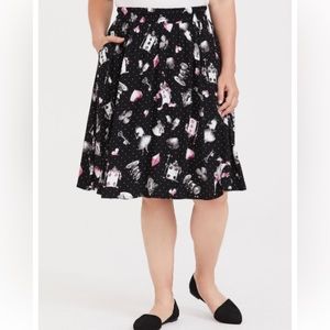 Torrid Disney 00x Alice in Wonderland A-Line Midi Skirt 10 NWT